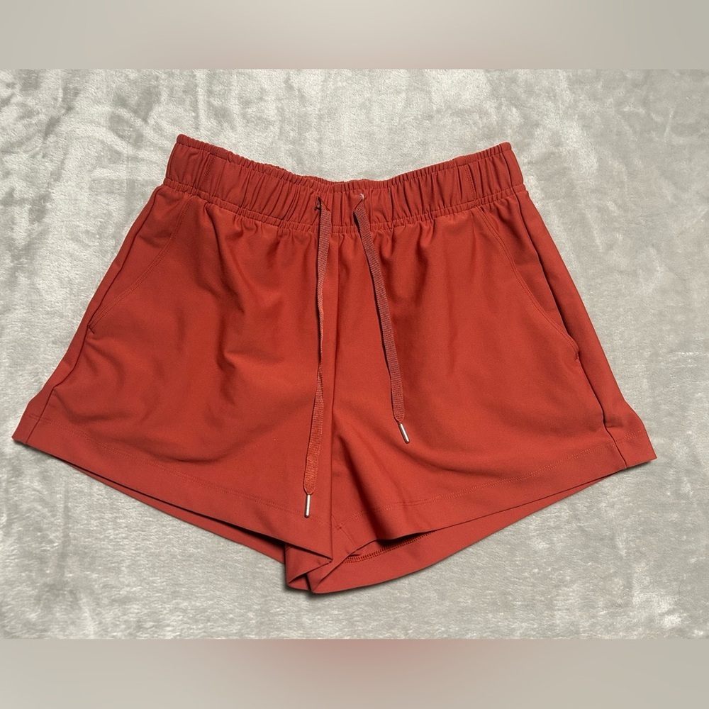 Old Navy Active Powersoft High Rise Shorts Women’s XS Go-Dry Burnt Red Orange